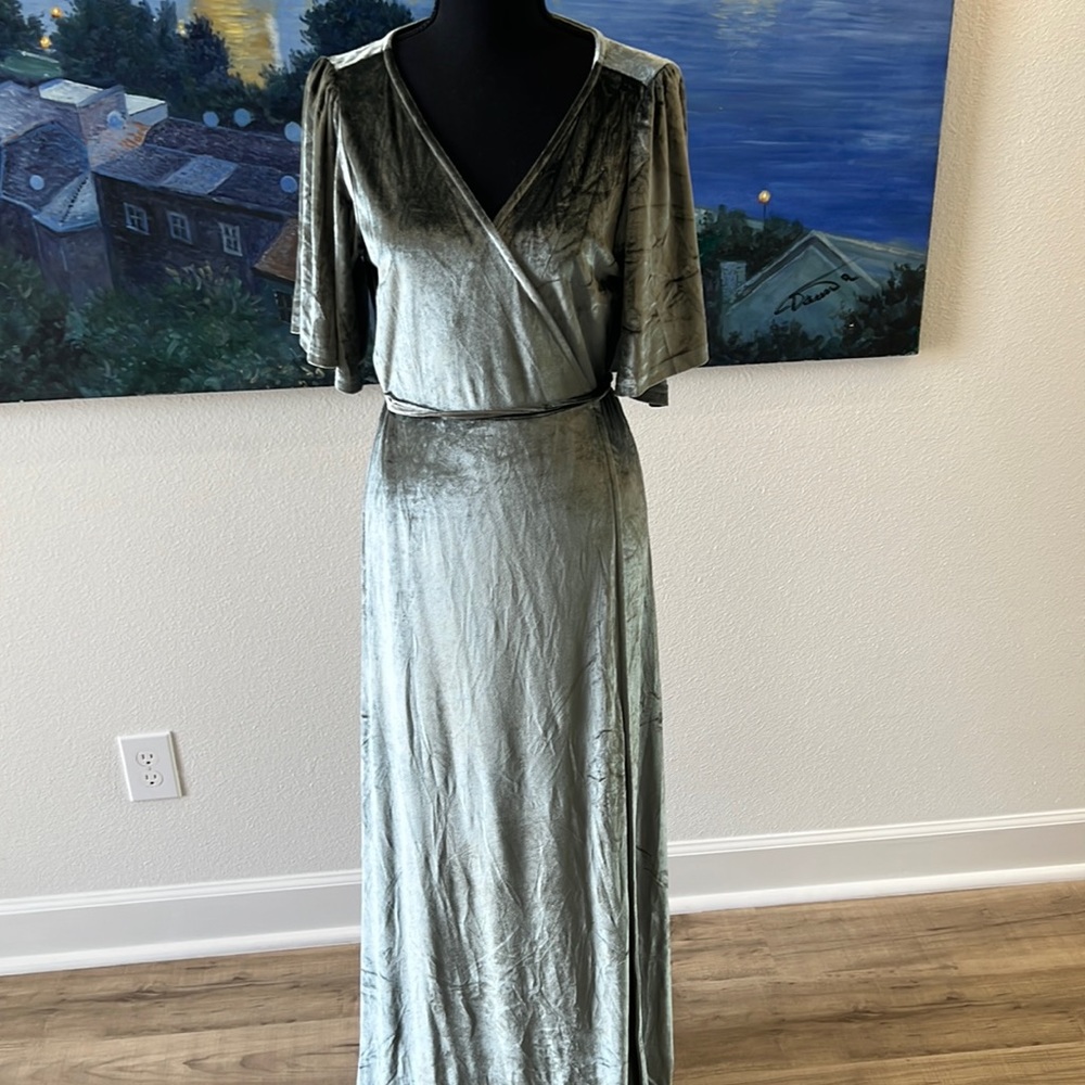 Baltic Born eucalyptus color, velvet dress.  Long dress and kimonos sleeves